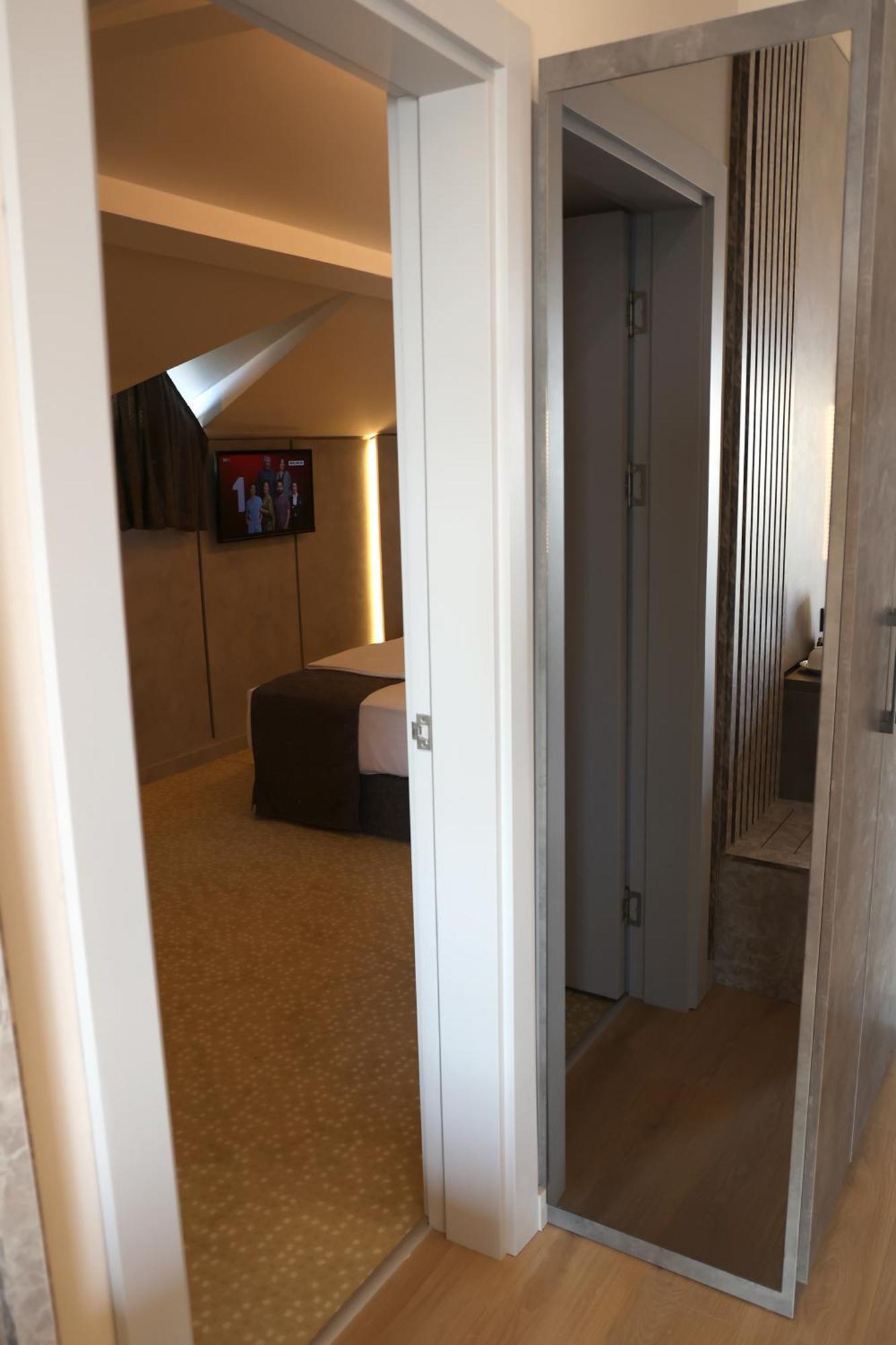 Hotel Lazlakar Sogutlu  Eksteriør bilde